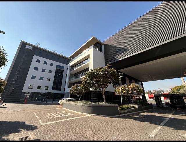 433M² OFFICE TO LET IN PARKTOWN